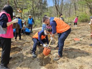 한국중앙자원봉사센터, 온라인에서 심은 나무 실제 숲으로 조성